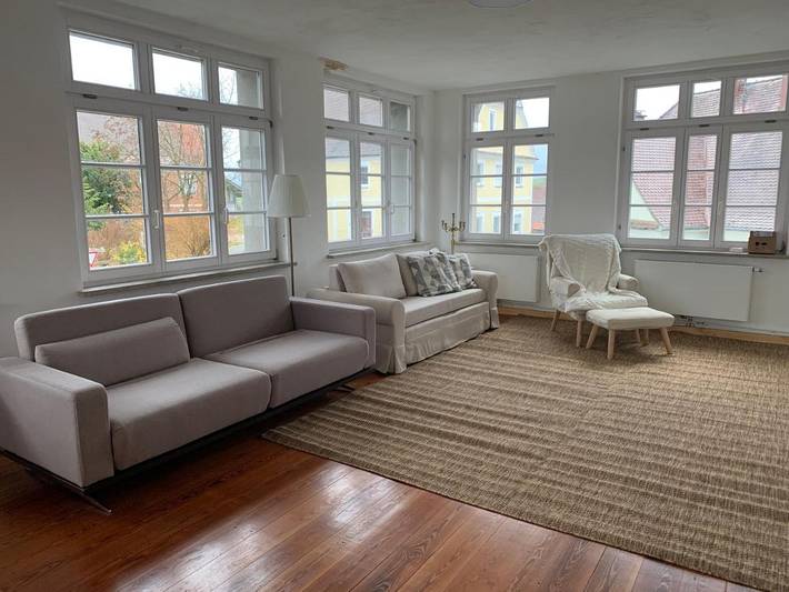 Ferienwohnung für 13 Personen, mit Terrasse und Garten sowie Ausblick in Landkreis Biberach