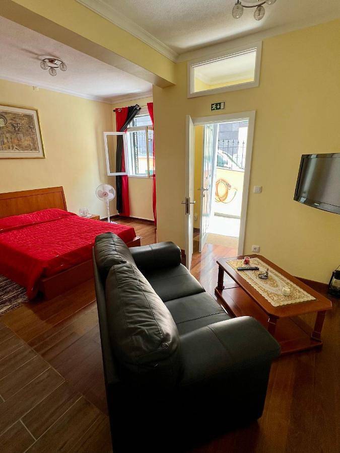 Maison d’hôte pour 2 personnes, avec balcon à Câmara de Lobos