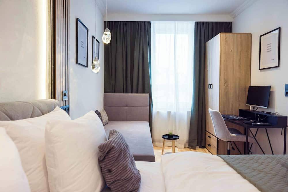 Ganze Wohnung, Schiller Apartment im Zentrum von Hof, Küche, Parkplatz, Wlan 250 Mbit. in Hof, Oberfranken