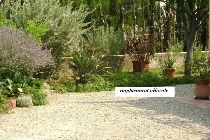 Appartamento intero, Cagnes sur mer nella vostra villa monolocale con giardino con terrazza e parki in Cagnes-sur-Mer, Costa mediterranea (Francia)