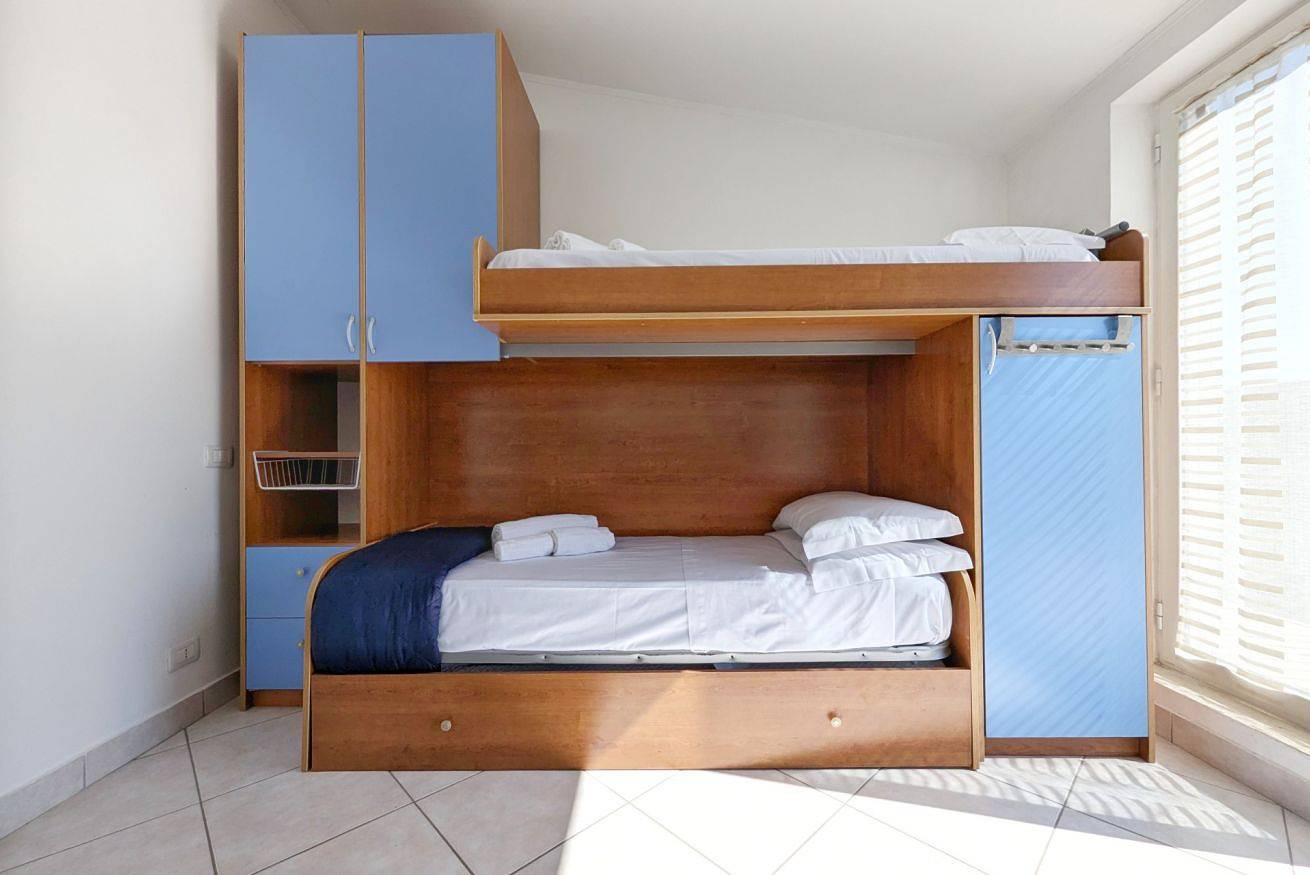 Ganze Wohnung, *Dritte Reihe am Meer* Klimaanlage Balkon in Porto d'Ascoli, Riviera delle Palme