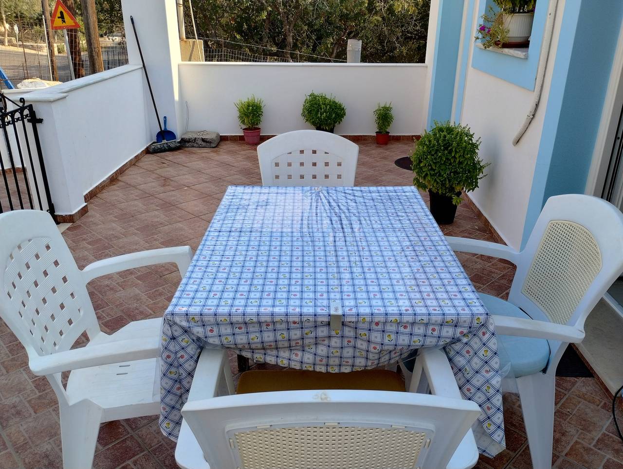 Entire apartment, Holiday apartment for 4 people with balcony in Kalymnos