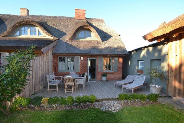 Cottage für 6 Personen, mit Terrasse und Garten in Lancken-Granitz - 4