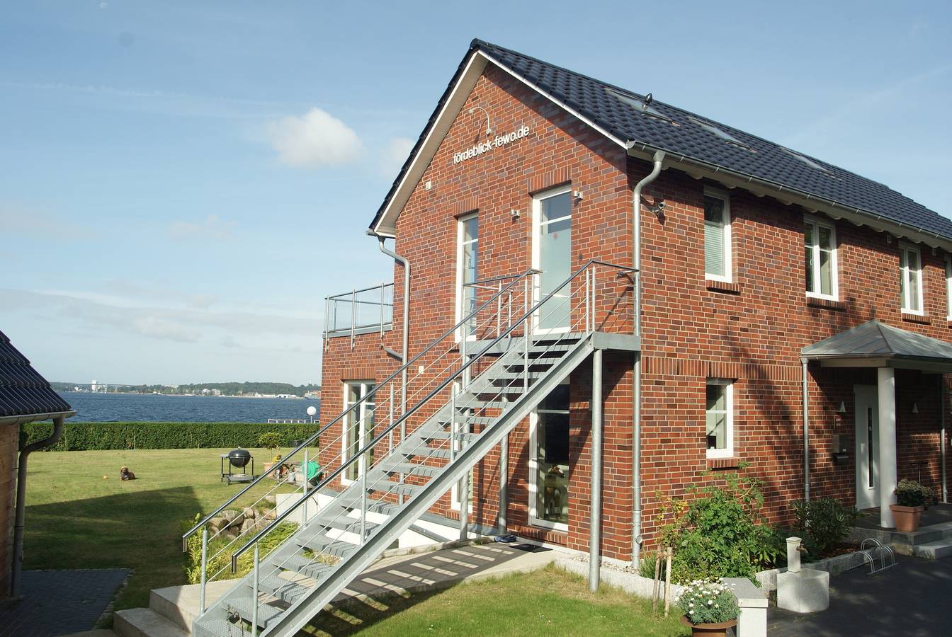 Ganze Ferienwohnung, Fördeblick-Fewo.de in Kieler Förde, Heikendorf