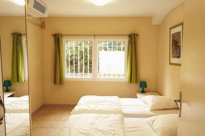 Location de vacances pour 17 personnes, avec jardin, animaux acceptés à Sainte-Anastasie - 4