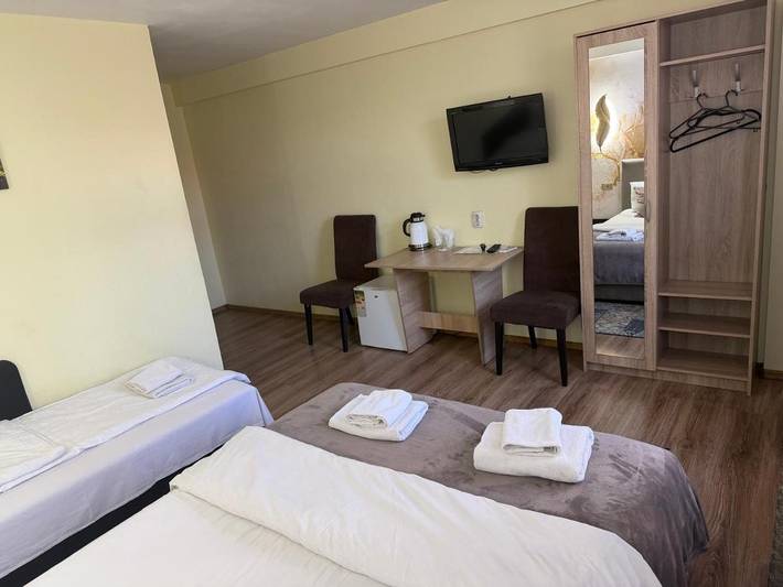Chambre d’hôte pour 2 personnes, avec jardin et jacuzzi à Sibiu - 2