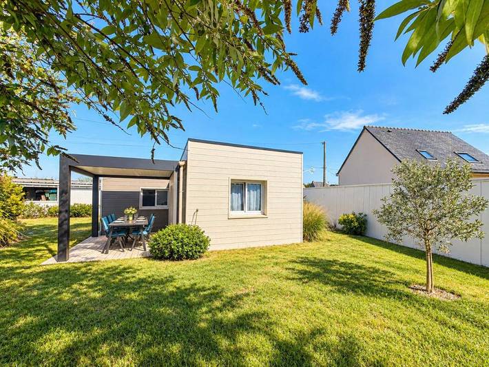 Location de vacances pour 4 personnes, avec Terrasse ainsi que Jardin et Vue dans Plage de Grève Blanche (Plouguerneau)