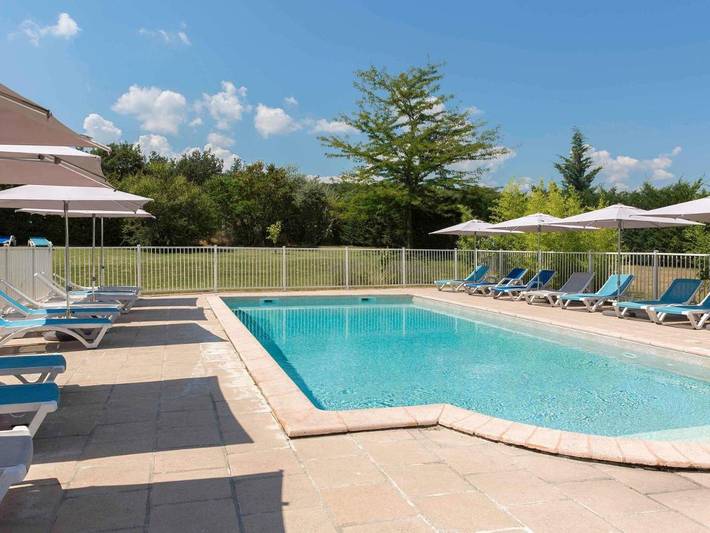 Hôtel pour 2 personnes, avec Terrasse et Jardin ainsi que Piscine et Vue à Sisteron