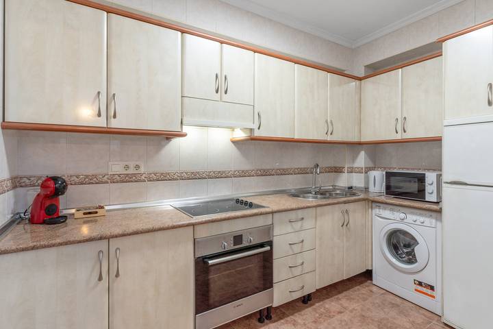 Ferienhaus 'Casa Marbella' mit privater Terrasse, WLAN und Klimaanlage in Fuengirola Zentrum, Fuengirola