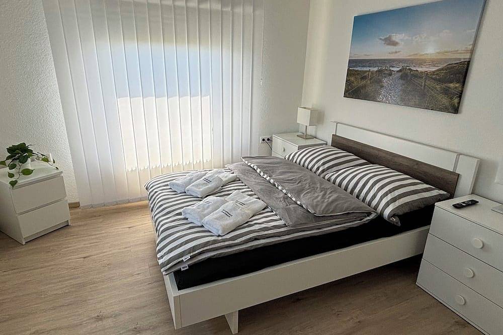 Idyllisches Ferienhaus in Emden, 6 Pers., großer Garten, Haustiere in Emden, Ostfriesland