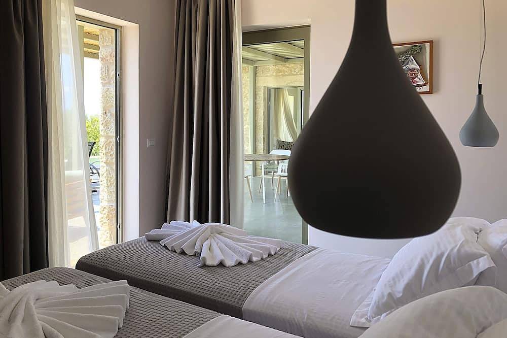 Riverstone villa 2 with private pool close to Kalogria beach in Stoupa, Messenien