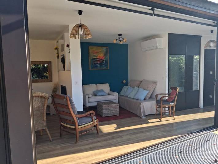 Location de vacances pour 3 personnes, avec jardin et jacuzzi à Lumbin - 3