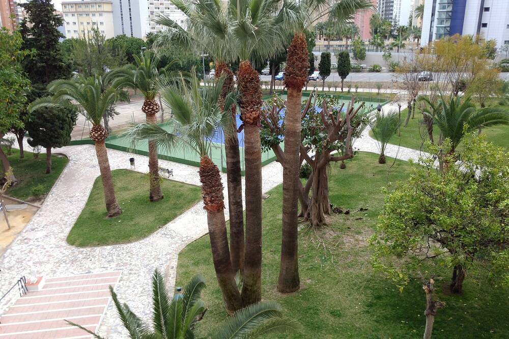 Entire apartment, Fantastic Loft Apartment On The Beach With All Services (Wifi, A / C) in El Barrio, San Juan Playa