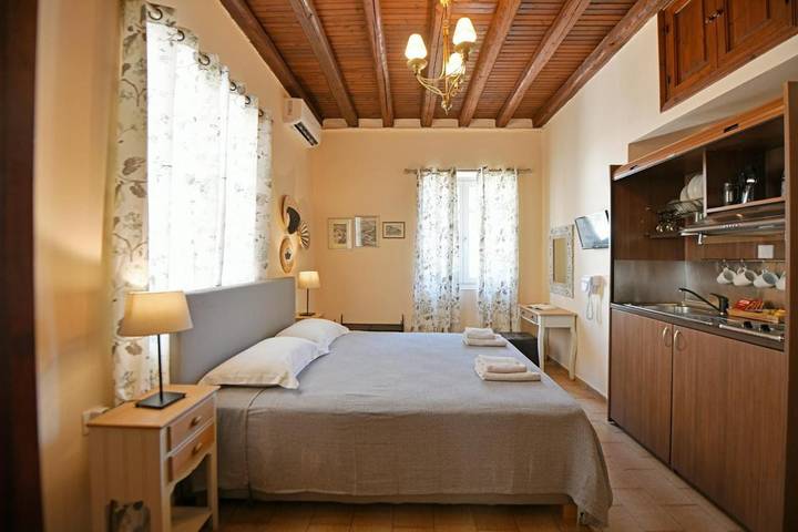 Maison d’hôte pour 2 personnes, avec jardin ainsi que vue et terrasse à Hydra - 4