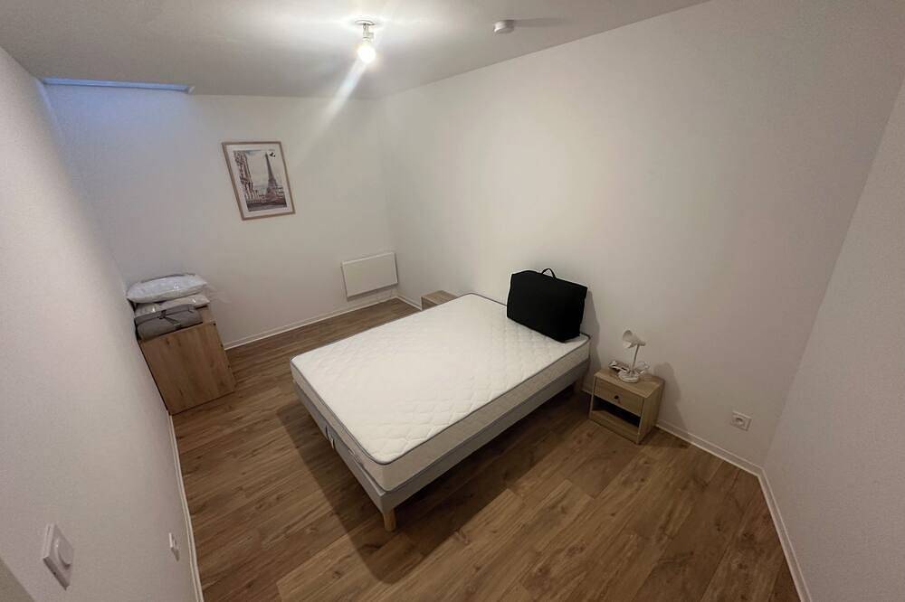 Entire apartment, Accommodation for 2 to 4 people in Calais, Calais region