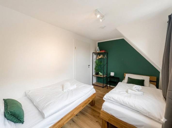 Ferienwohnung für 6 Personen, mit Balkon und Terrasse sowie Garten und Ausblick in Blaustein - 2