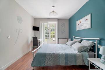 Chambre D’hôte pour 3 Personnes dans Saint-Méloir-des-Ondes, Côte d’Émeraude, Photo 2