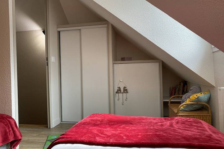 Appartement entier, T3 duplex rénové superbe vue montagne vallée, proche de tout, wifi et parking in Cauterets, Parc national des Pyrénées
