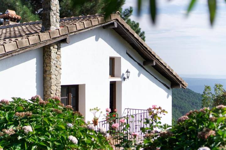 Location de vacances pour 2 personnes, avec Terrasse et Jardin ainsi que Piscine et Vue à Arenas de San Pedro