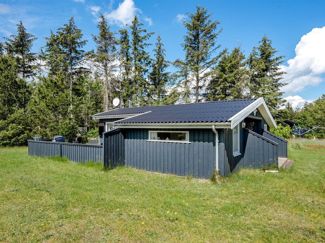 "Gangulf" - 150m from the sea in Bratten, Jerup