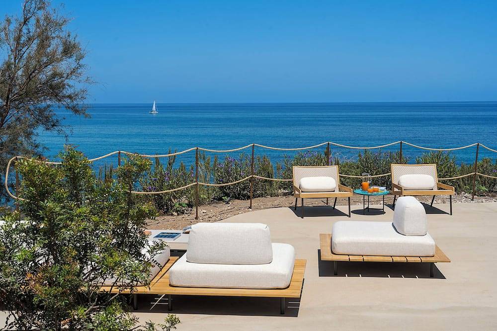 Geheel appartement, Tower of the 7 friars - Tower in Cefalu with direct access to the beach in Mazzaforno, Cefalù (Gemeente)