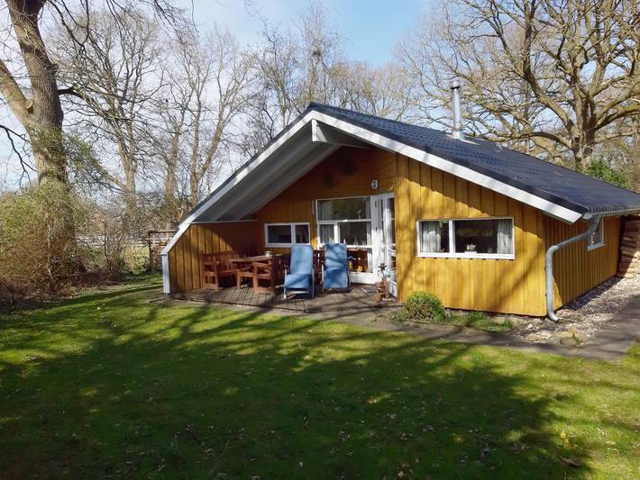 Chalet für 4 Personen, mit Terrasse und Garten in Schleswig-Holstein