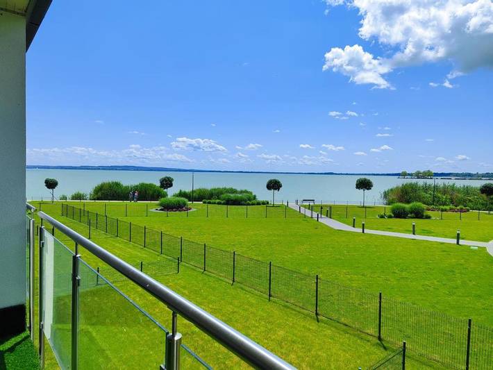 Ferienwohnung für 6 Personen, mit Balkon und Terrasse sowie Seeblick und Ausblick in Keszthely - 2