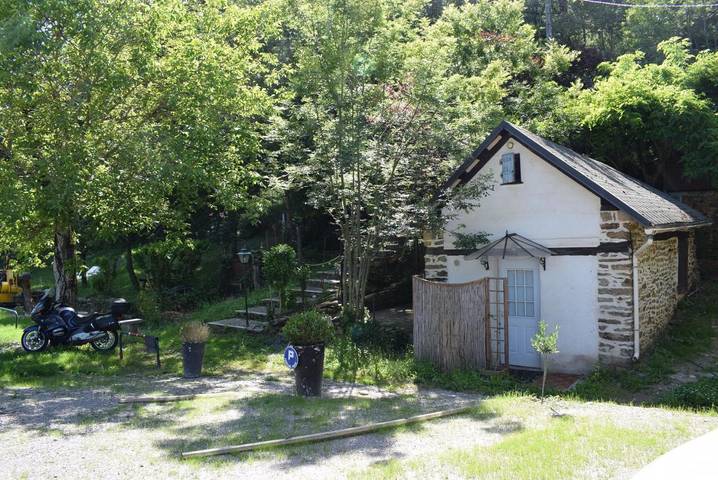 Chalet pour 2 personnes, avec jardin