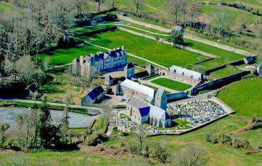 Location de vacances pour 10 personnes, avec terrasse et jardin, animaux acceptés dans Gonneville