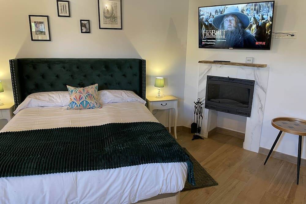 Apartamento entero, El edificio contiene 5 magníficos apartamentos y una sala común, in Montejo de la Sierra, Provincia de Madrid