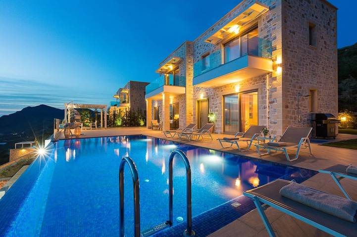 Ferienhaus für 16 Personen, mit Balkon und Garten in Kissamos Gemeinde