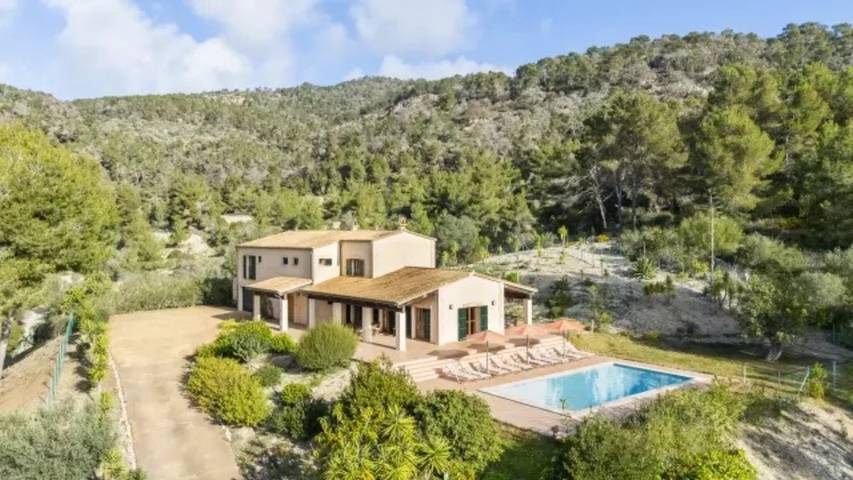 Casa rural 'Son Aladern' con vistas a la montaña, Wi-Fi y aire acondicionado in Es Carritxó, Felanitx