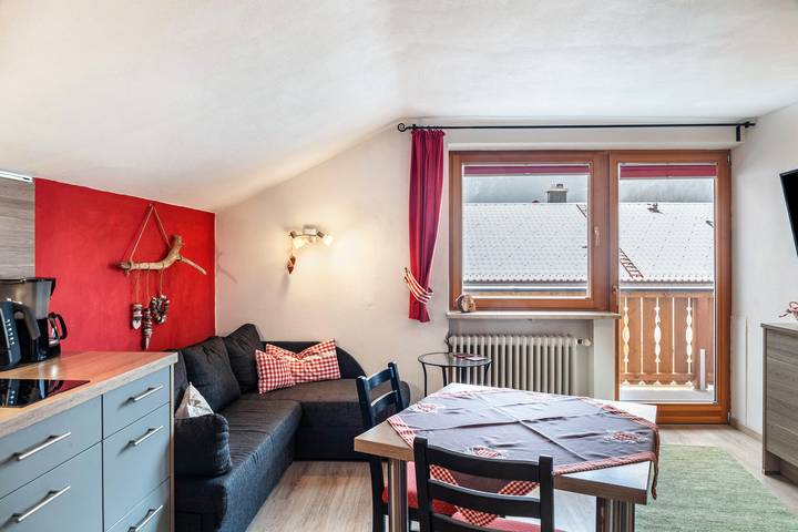 Ferienwohnung für 2 Personen, mit Balkon im Mittenwald - 2