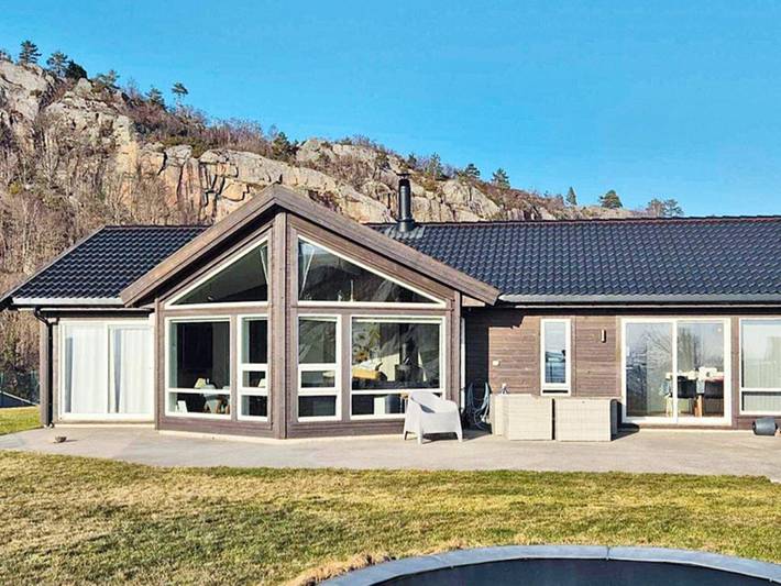 Ferienhaus für 10 Personen, mit Garten, mit Haustier