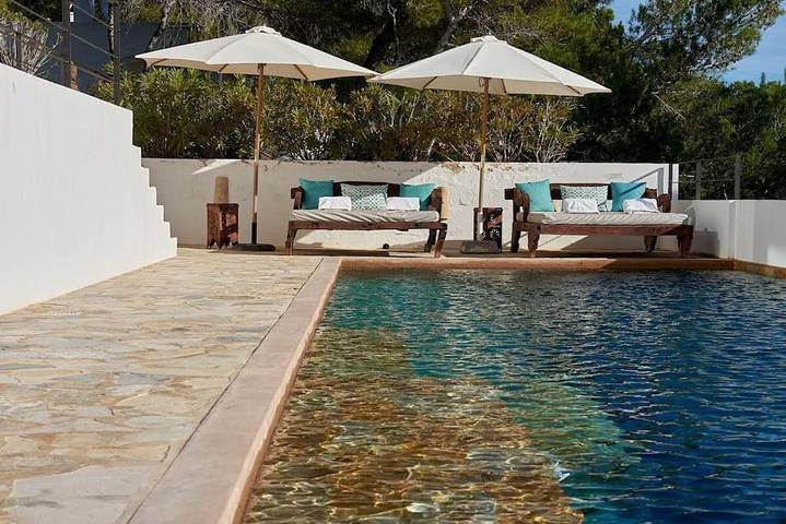 Chalet para 11 personas, con piscina además de jardín y vistas en Ibiza - 2