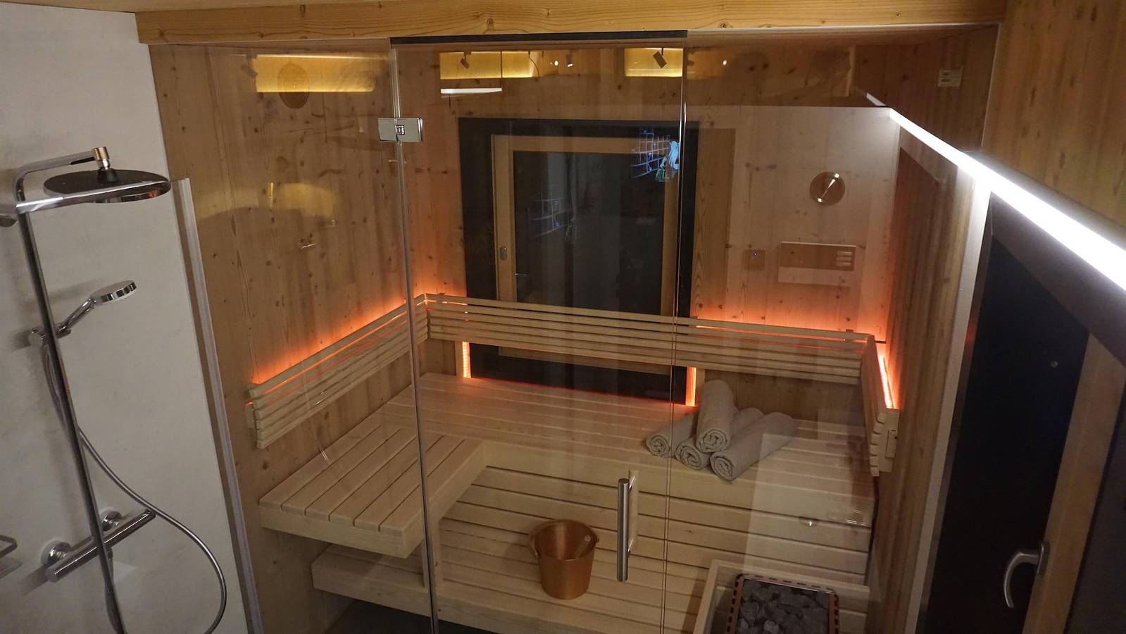 Ganze Ferienwohnung, Apartment ...... Zauber |magic| in Wald am Arlberg, Dalaas