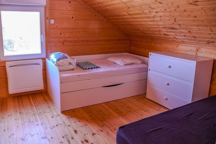 Insolite Maison Bois Wifi Netflix Coeur de L'argonne et Batailles de Verdun in Chaudefontaine, Marne