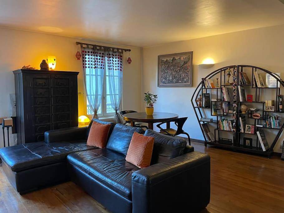 Appartement entier, One-Bedroom Apartment in Senlis, Oise