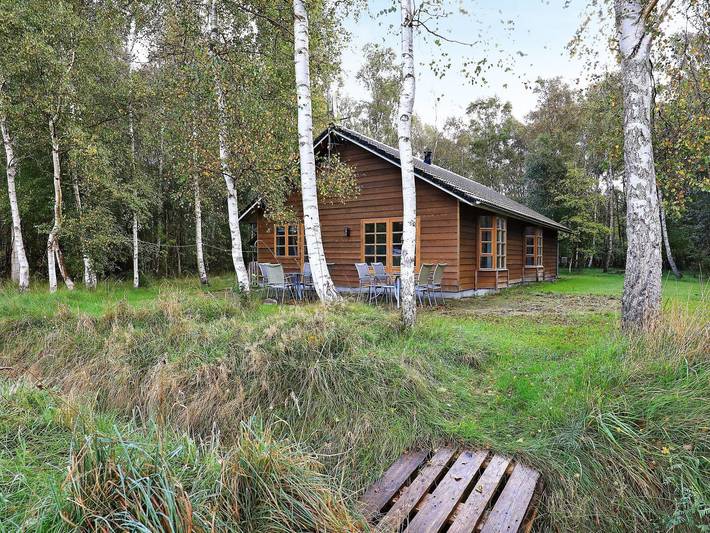 Ferieudlejning for 8 personer, med Jacuzzi og Terrasse samt Sauna på Læsø