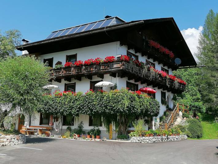 Ferienhaus für 6 Personen, mit Balkon und Terrasse sowie Garten und Sauna in Roßleithen