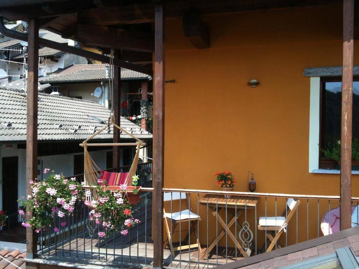 B&B Il Castello Lago Maggiore con Terrazza in Cossogno, Lago Maggiore (Piemont)