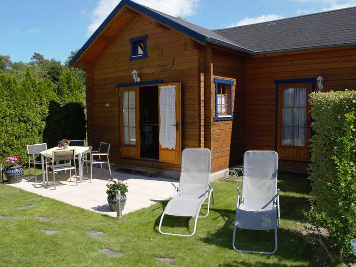 Ferienhaus für 4 Personen, mit Whirlpool und Terrasse in Trassenheide - 2