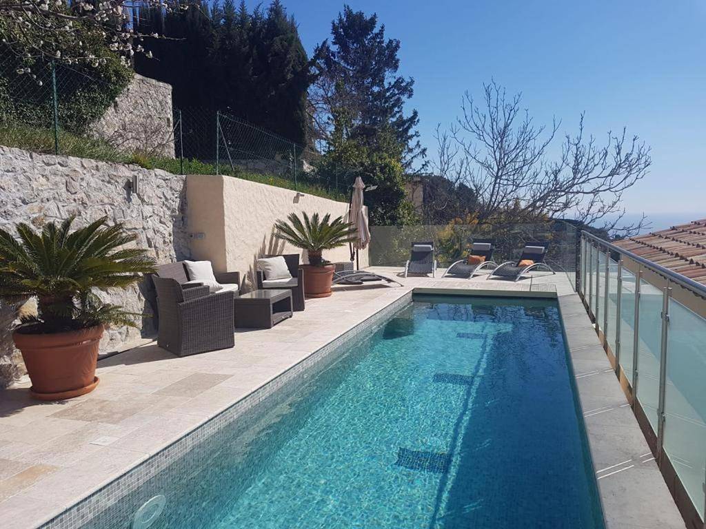 Luxurious, Quiet, and Peaceful, 3 floor villa, 5km from Monaco in La Turbie, Côte méditerranéenne (France)