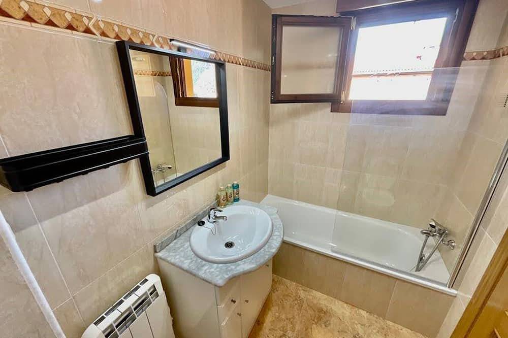 Entire apartment, 304A  La Casina de Noah en Soto de Luiña in Cudillero, Costa Verde (Spain)