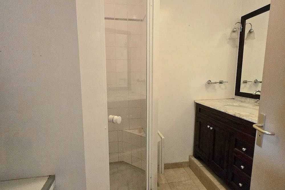 Charming cocoon, garden, on the outskirts of Verneuil in Verneuil-sur-Avre, Región de Évreux