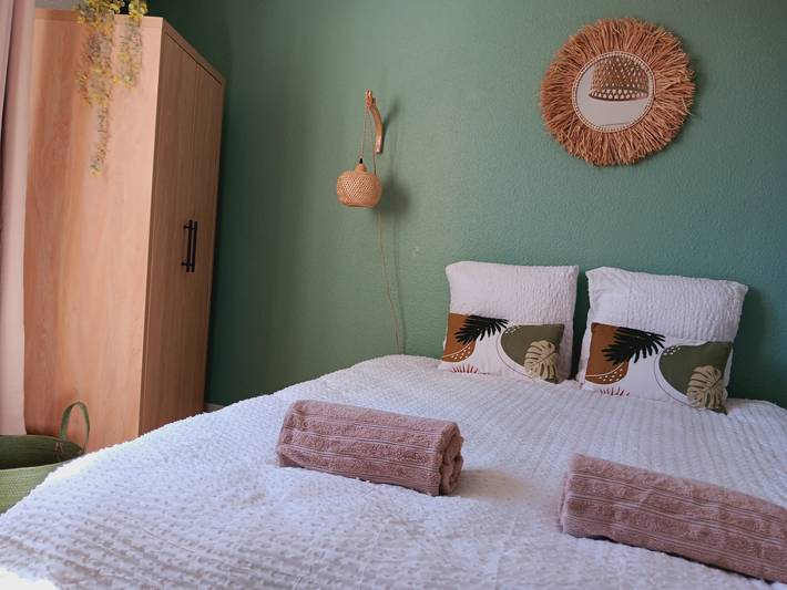 Appartement entier, Appartement 'L'évasion' avec piscine, 80m de la plage in Le Barcarès, Côte d'Améthyste