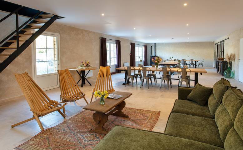 Maison de vacances pour 14 personnes, avec Terrasse ainsi que Jardin et Piscine dans l' Aisne