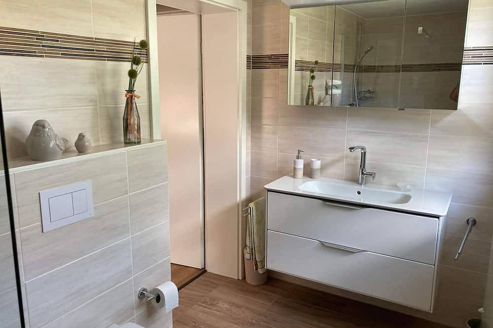 Ganze Wohnung, Ferienwohnung Residenz zur Ahlsburg - Appartement mit 2 Schlafzimmern in Einbeck, Weserbergland