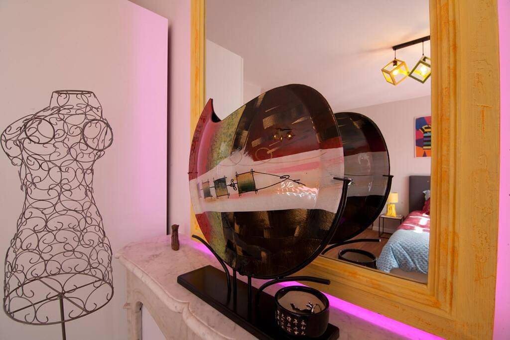 Appartement entier, One-Bedroom Apartment in Saint-Julien-les-Villas, Aube