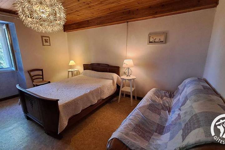 Location de vacances pour 6 personnes, avec jardin à Saint-Pierre-de-Trivisy - 3
